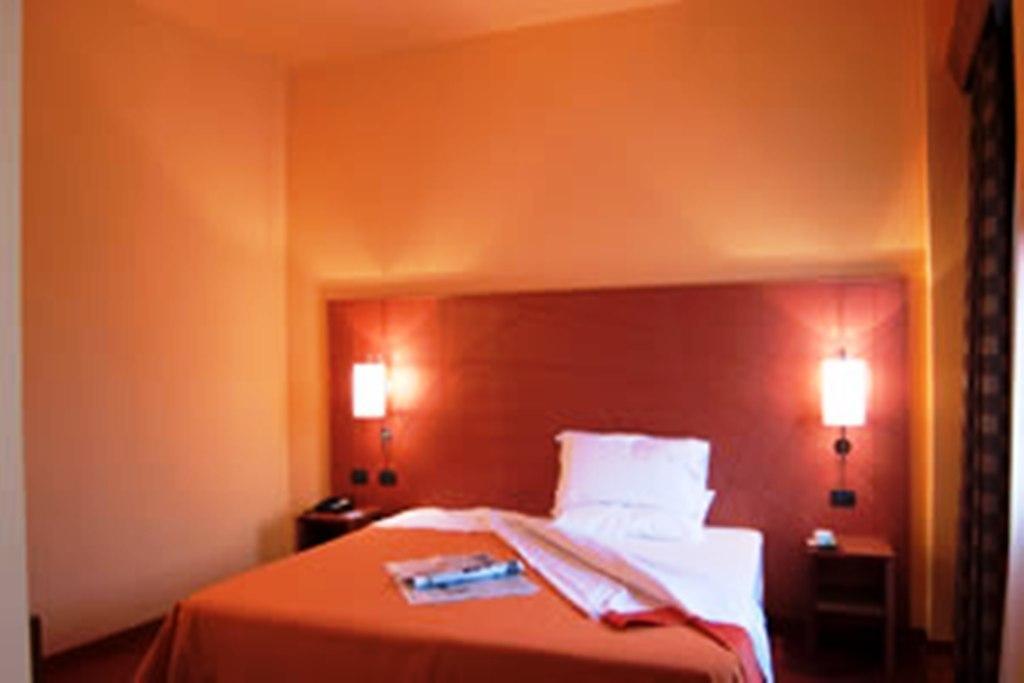 B&B Hotel 사수올로 외부 사진