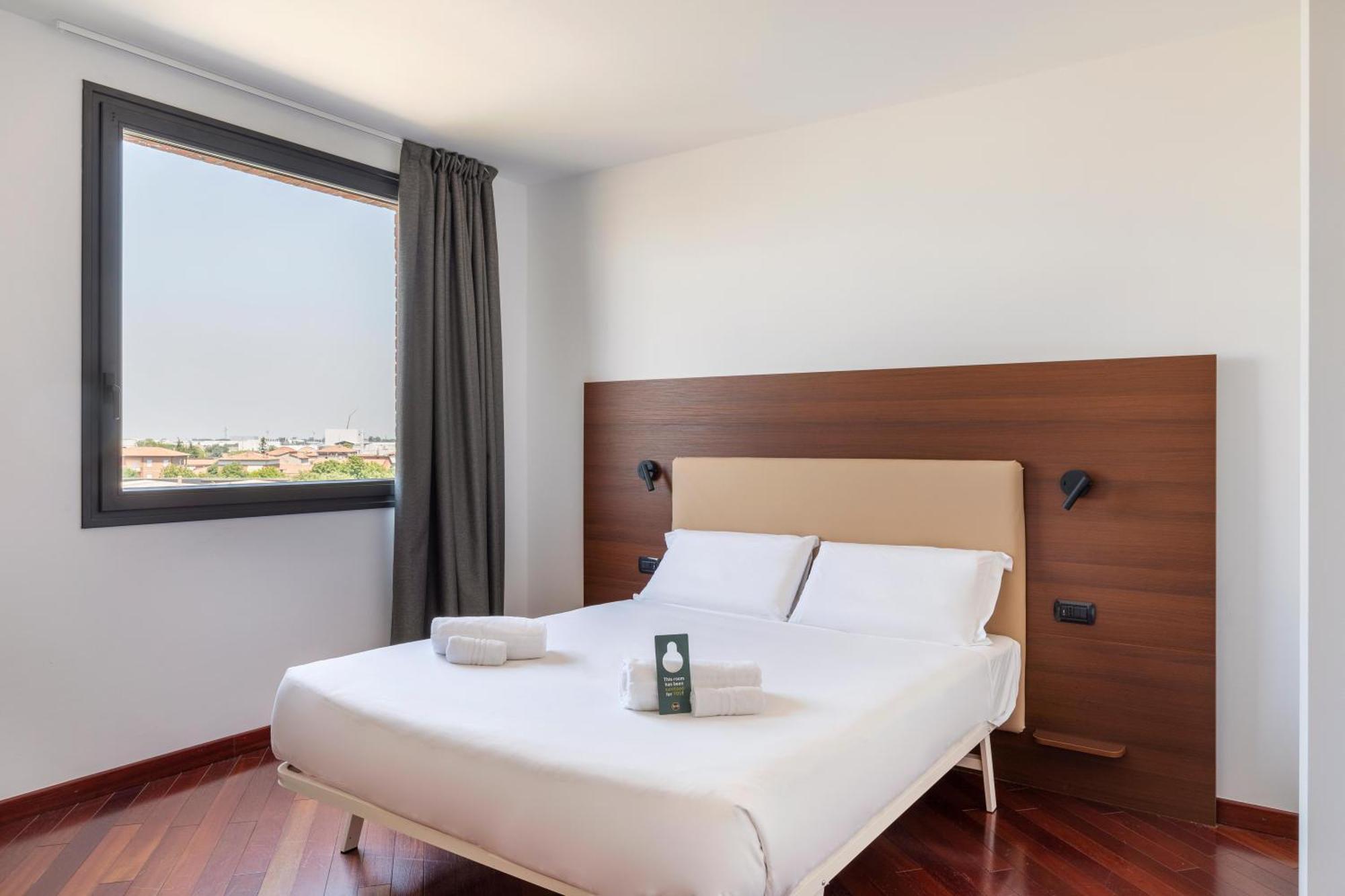 B&B Hotel 사수올로 외부 사진